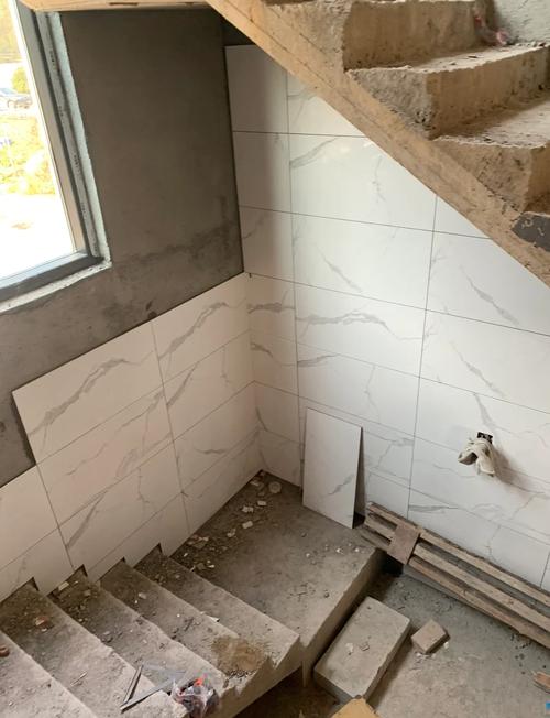 ��ũ���ש_ũ���Խ����г���ש����ռ�ȸߣ�300��600mm ���Ϊʲô����������_ũ�巿�ݴ�ש