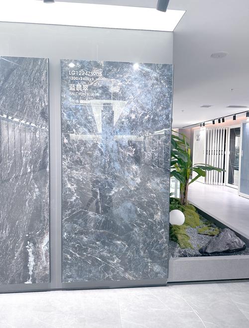 瓷板展示空间_姜洋洋扮演过的角色_“中国瓷”岩板的未来展望,它将在下一代家居设计中扮演何种角色?