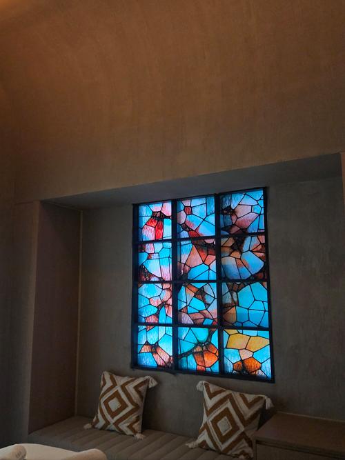 月光朦胧的意思_月光朦胧是什么短语_“月光岩”系列的清冷美学:为空间注入一丝朦胧而优雅的月光气息。