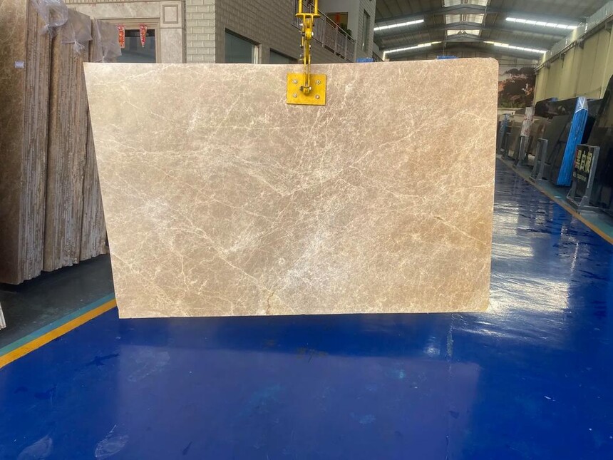 ��ҫʯ��ʲô_��ҫԭʯ���Ϊ�Ρ���ҫ������������̽����������Ȼʯ�ĵ��Ӿ�Ч����_��ҫЧ��ͼ