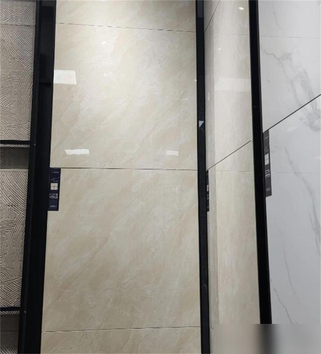 通体大理石瓷砖_全瓷地砖节能30%符合绿色环保装修趋势_抛釉砖选购指南
