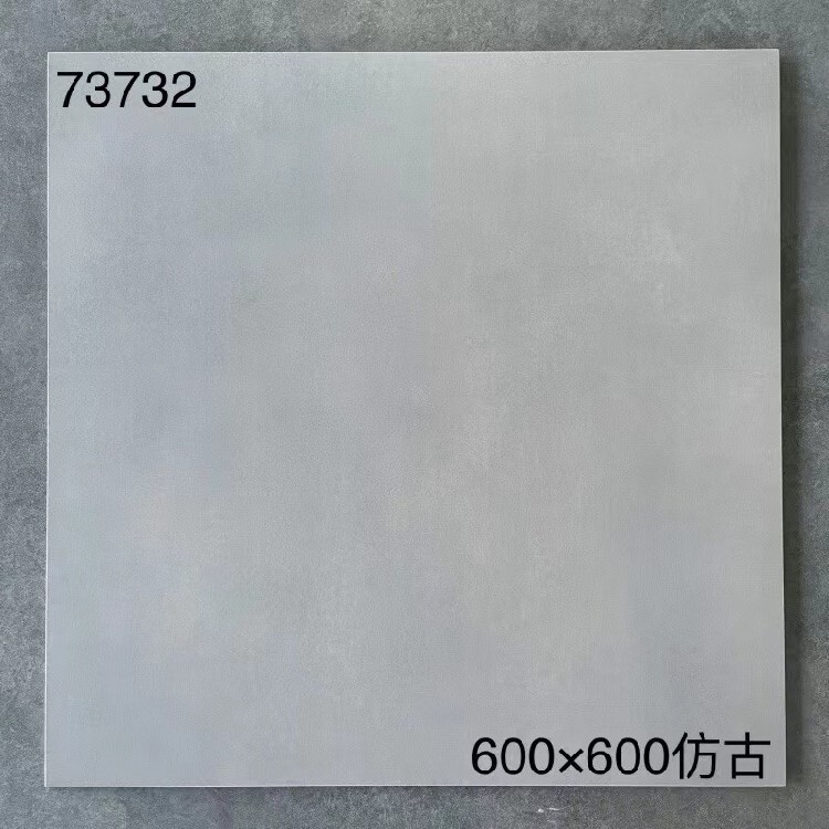 清雅素色系列瓷砖在全屋应用时如何通过不同深浅的搭配来营造空间层次感?_瓷砖搭配原则_仿古砖应用空间