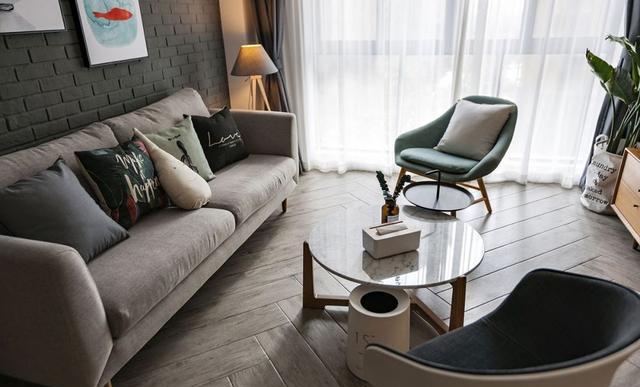 大理石系列瓷砖的纹理重复率过高会对大面积铺贴的整体效果产生何种影响?_立体模具木纹砖优缺点_木纹砖脚感对比