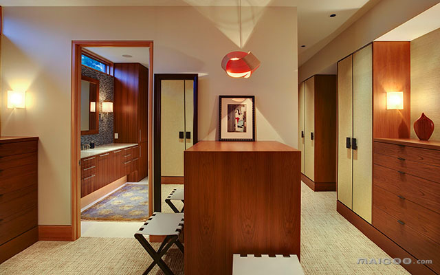 辨别防滑瓷砖的方法_防滑瓷砖怎样防滑_防滑超耐磨大理石瓷砖的防滑原理是物理摩擦还是存在化学键的作用机制?