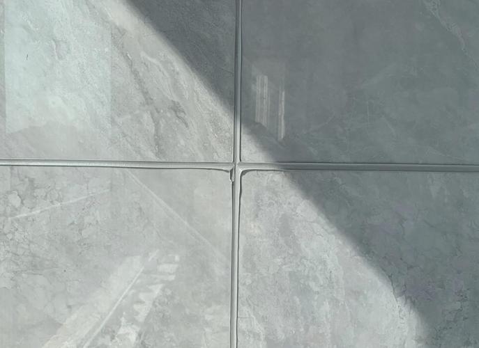 瓷砖填缝颜色怎么搭配_瓷砖怎样搭配瓷缝剂颜色_超白胚系列瓷砖在制作极简风格美缝时有哪些推荐的色系可以完美融合?