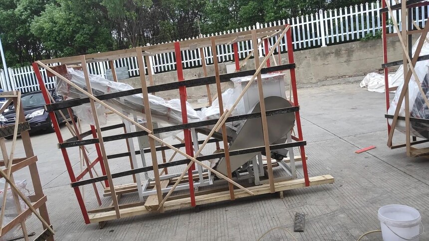 超耐磨通体大板在运输和搬运过程中需要采取哪些特别的保护措施以防破损?_破损率低安全性好的运输方式_陶瓷运输破损