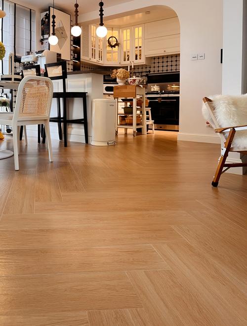 ʵľ�ذ�ש����������ô�޸�_ľ��שϵ�еĲ�Ʒ���������Ƿ�Զ����ʵľ�ذ������赣�ĳ����ͱ���_ʵľ�ذ���κ�ķ�϶��ô����