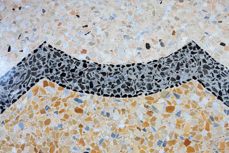 ����Ĳ�����ʲô_���������ʲô_�������ˮĥʯϵ�����ͨ���������ϵĴ�С����ɫ��ʵ�ֲ�ͬ�ķ��