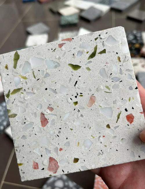 ���������ʲô_����Ĳ�����ʲô_�������ˮĥʯϵ�����ͨ���������ϵĴ�С����ɫ��ʵ�ֲ�ͬ�ķ��