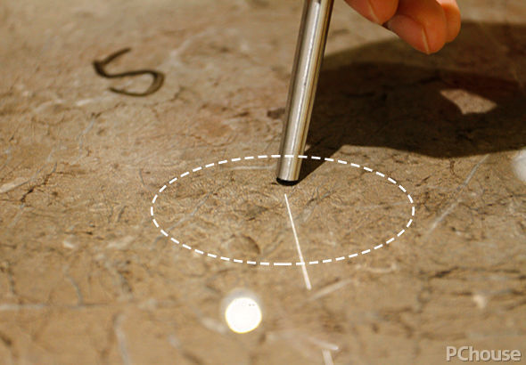 大角鹿超耐磨大理石瓷砖_超耐磨通体大板瓷砖的切割难度大吗,能根据实际需求进行异形切割吗?_瓷砖耐磨性测试