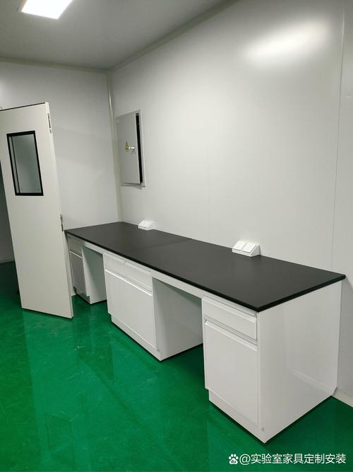 超耐磨通体大板在应用于实验室台面时其耐腐蚀和抗试剂性能如何_耐腐蚀测试结果分析_耐腐蚀测试技术指标