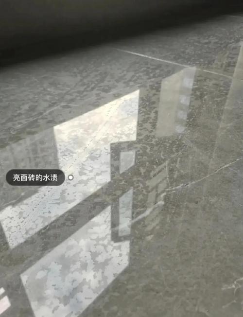 荧光陶瓷材料_超白坯体对于未来可能流行的荧光色或金属釉瓷砖有何种基础性支撑作用_荧光釉料