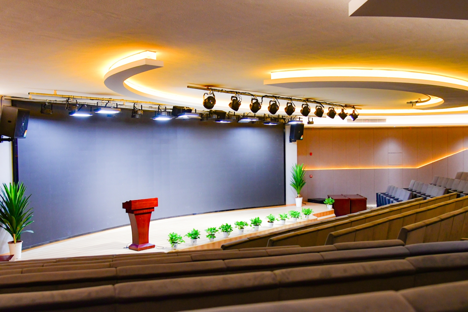 �๦�ܱ�����