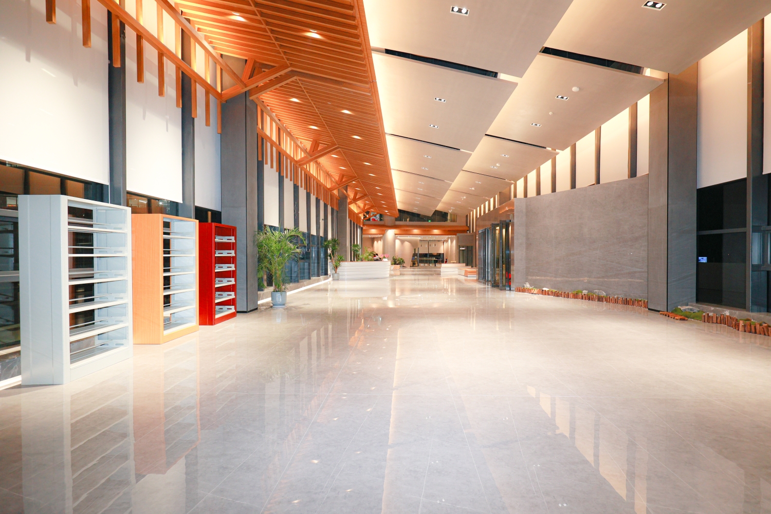 �Ӵ�����