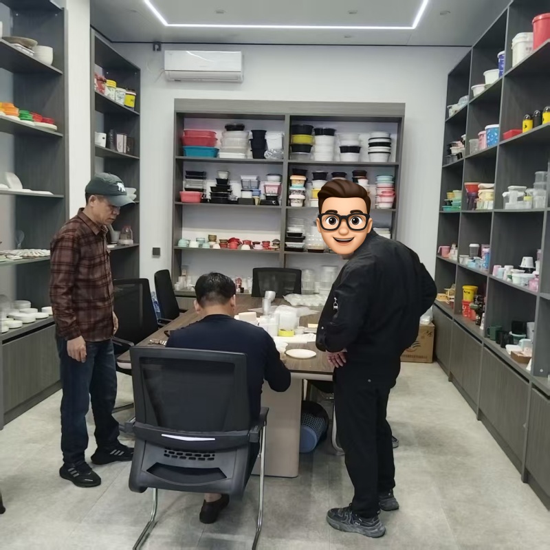 Injectionmould factory meeting 1.jpg