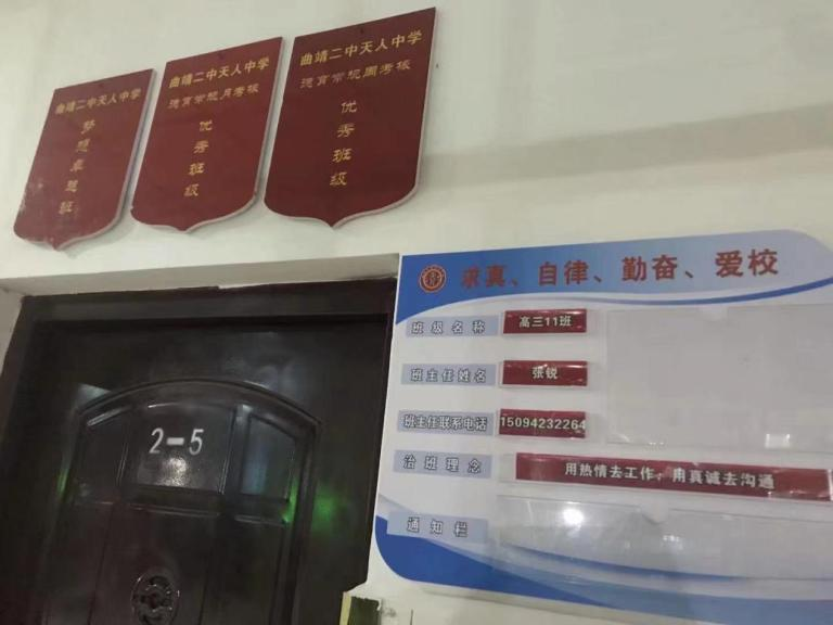 1789884475566033.png b1f30b9f-4ed7-4836-b15f-163033d87e78.png