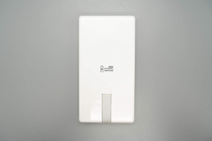 USB-C�Դ���100W����ƶ���Դ_��Ϊ100W�Դ����ƶ���Դ_��ΪUPS2000-G