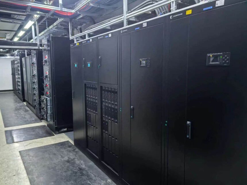 ��ΪTP483000D����ʽ����ͨ�ŵ�Դϵͳ���Ļ�����Դ�豸48V3000Aͨ�ŵ�Դ����ʽ��Ƶ���ص�Դ����ֱ��������������Դϵͳ