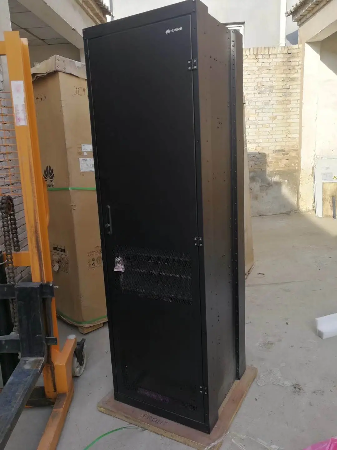 ��Ϊͨ�ŵ�ԴTP48600T��Ƶ���ص�Դ48V600A
