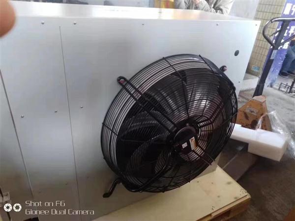 ia_1600000014.jpg