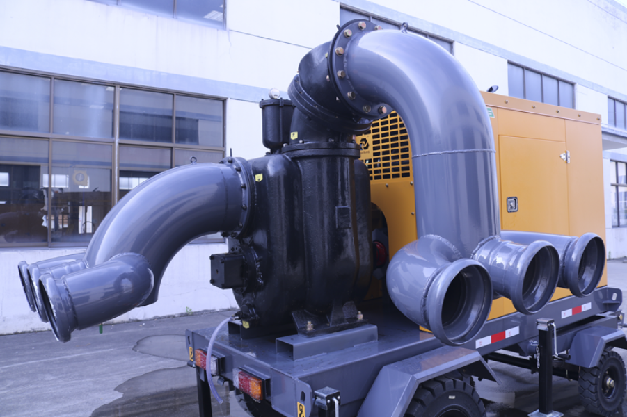 移动自吸泵车_上海瑞营机械制造有限公司