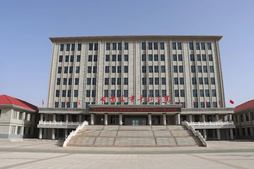 1745983521805125.jpg 1745983521805125.jpg