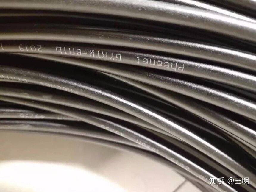 室外光缆质量_光缆外皮质量鉴别_菲尼特中心束管式光缆GYXTW-8A