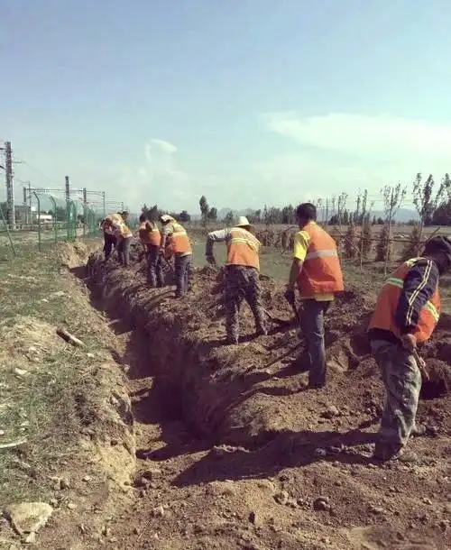 直埋光缆施工流程详解_地埋光缆施工_沟槽挖掘与处理