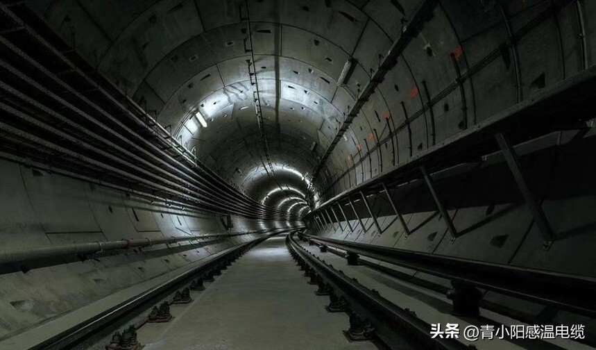 �ֲ�ʽ���˸���ϵͳ���߰�װ_�ֲ�ʽ�������͸��»���̽����_���¹���