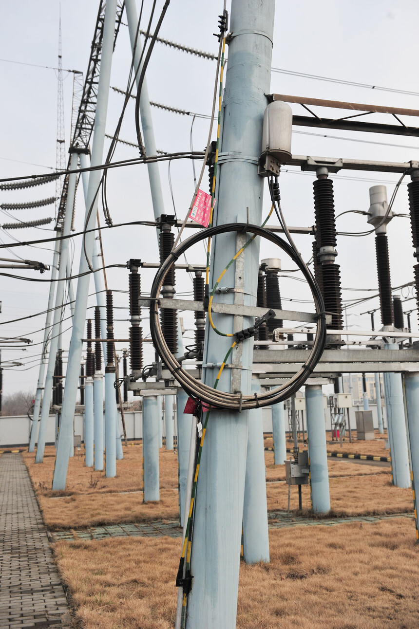 220ǧ���½���OPGW��������ӵ�����_opgw�����ص�_ͭ�깩�繫˾OPGW���½ӵظ���