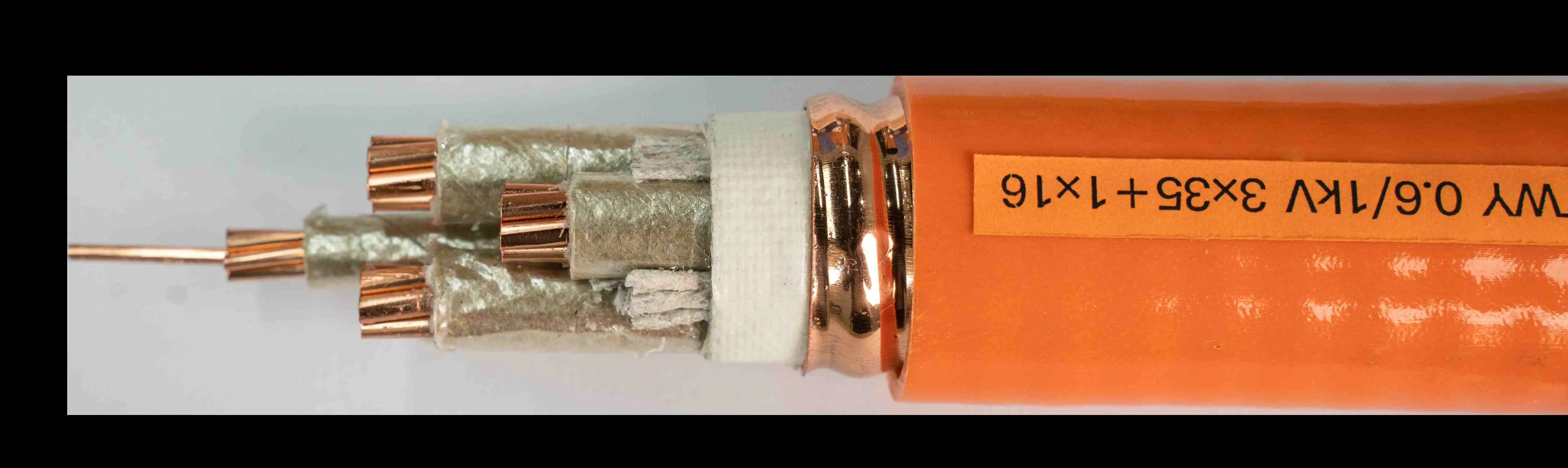 中国线缆行业智能化升级_直埋光缆厂家排名_特种电缆技术突破