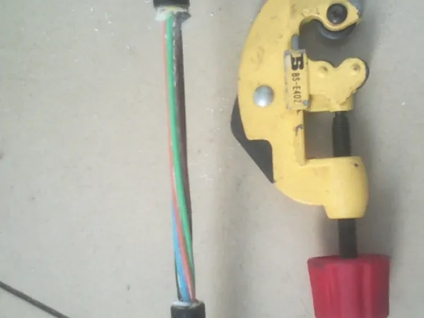 室外光缆_光缆剥除技巧_光纤切割方法