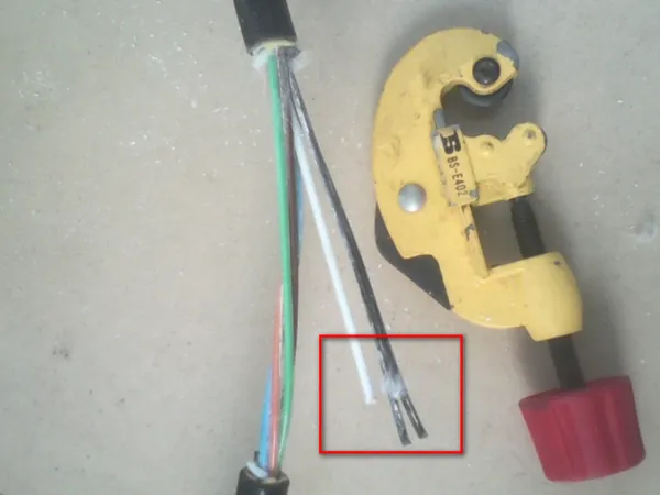 室外光缆_光纤切割方法_光缆剥除技巧