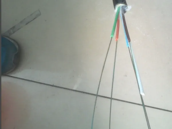 光纤切割方法_光缆剥除技巧_室外光缆