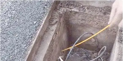 光纤入户过程_室内光缆铺设_光缆处理与熔接