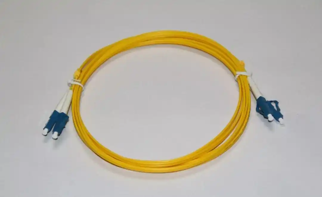 直埋光缆应用领域_海底光缆铠装保护_海底光缆铺设过程