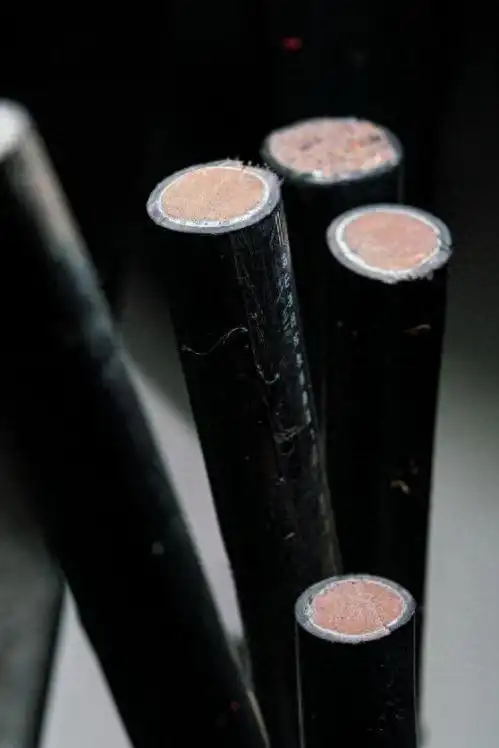 ͨ�Ź��˷�չ����_�й����˲�ҵ����_���ڹ�����ҵ��Ѷ