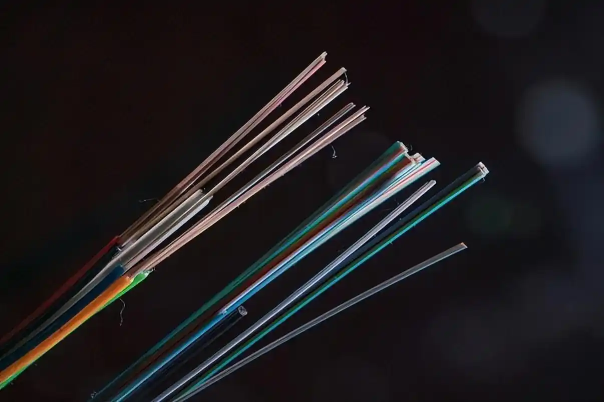 �й����˲�ҵ����_ͨ�Ź��˷�չ����_���ڹ�����ҵ��Ѷ