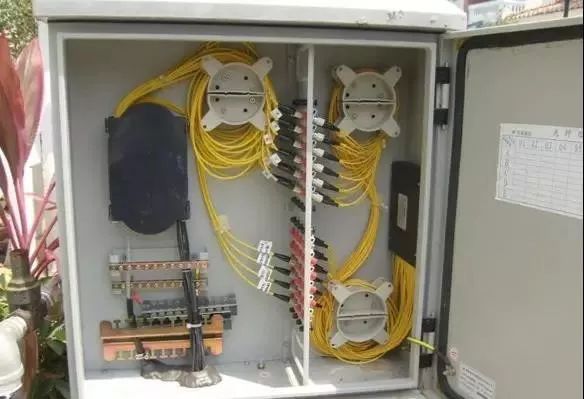 FTTHʩ���淶_ֱ����¼��_OLTʩ����׼