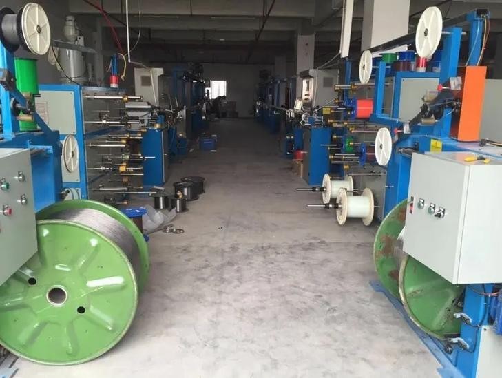 ���ڹ�������_���˼۸��½�ԭ��_�й���ȹ��˲�ҵ