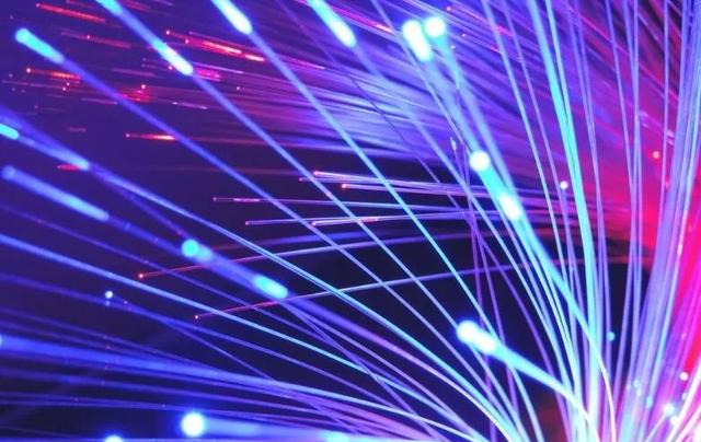 光纤组成原理_ADSS光缆安装_光纤传输特性参数