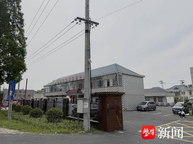 光缆线路杂乱整治_地埋光缆_南通市通州区石港村光缆整治