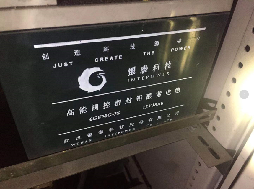 y̩늳