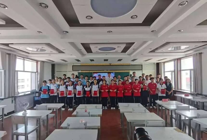 caef252327f8f4d02f3d92263b18fa60.jpg