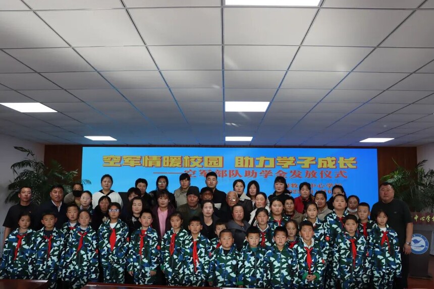 1763708854433169.jpg daa444748cf655194443042f5f74de55.jpg