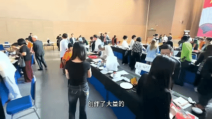 1��27��(3).gif