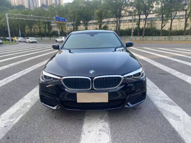 2019 5ϵ 530Li  M˶װʱ201908£ 